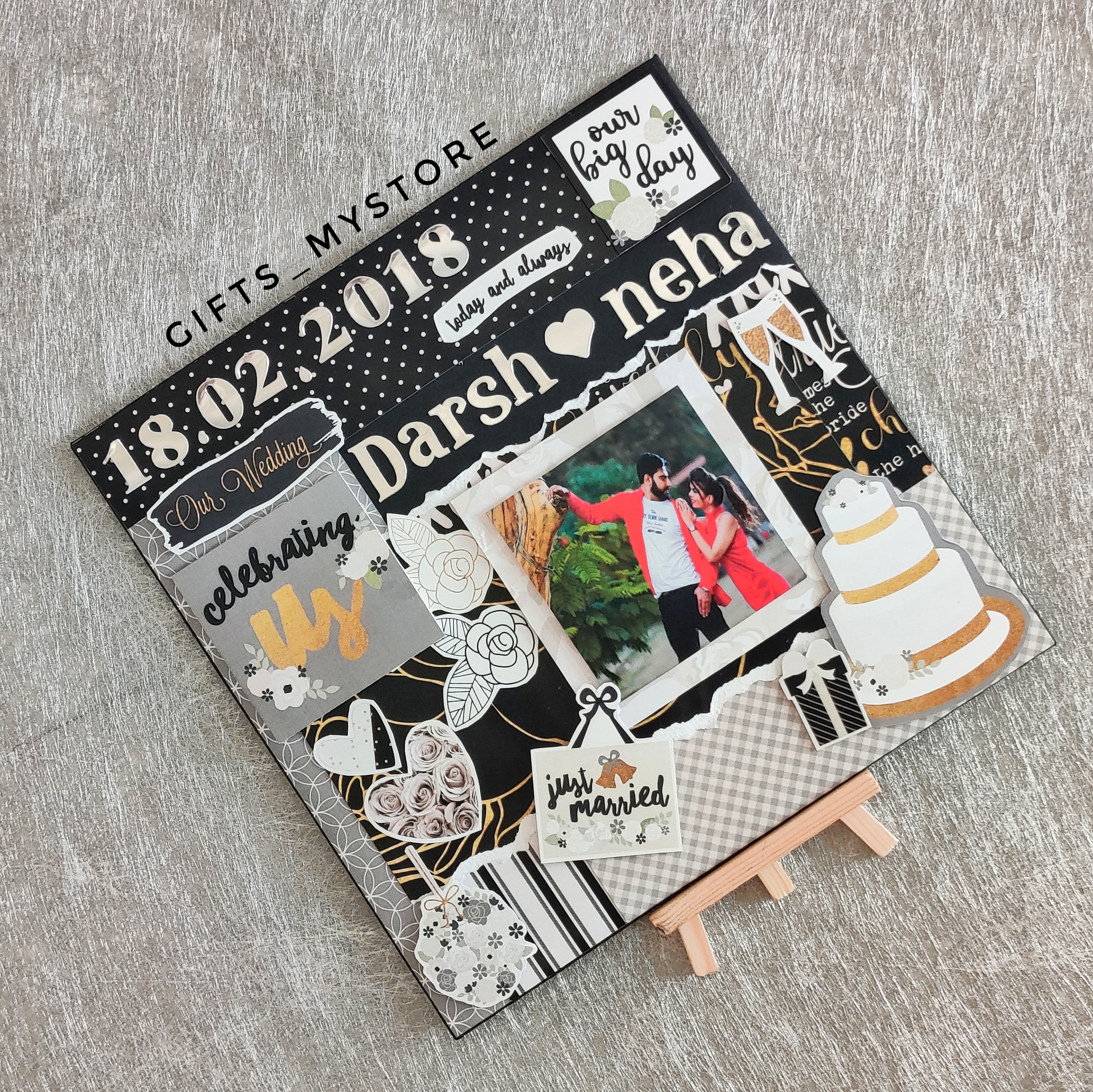 ANNIVERSARY THEME PHOTO STAND